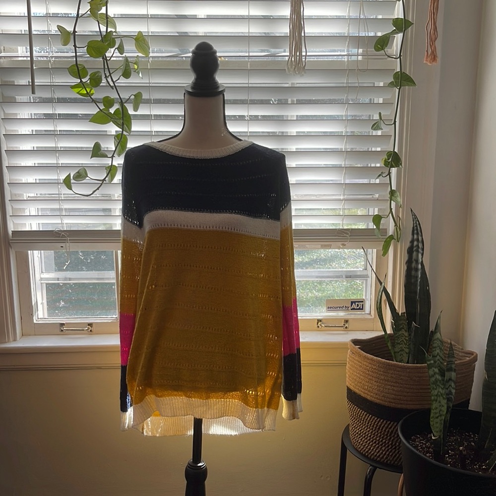 LELA SKY SIZE LARGE COLOR BLOCK SWEATER LIGHTWEIGHT